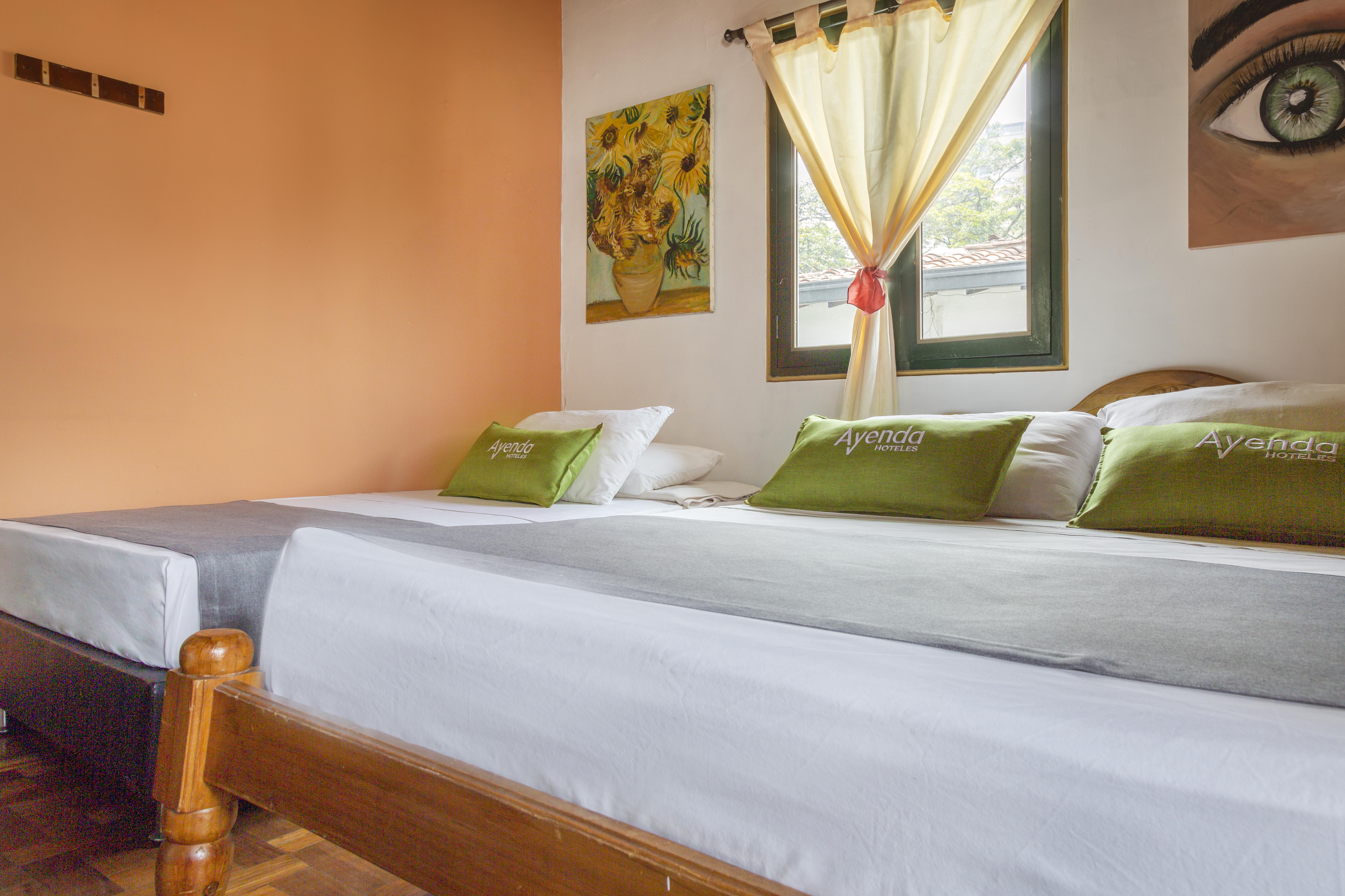 Ayenda Habana Vieja 1221 Hotel Medellin