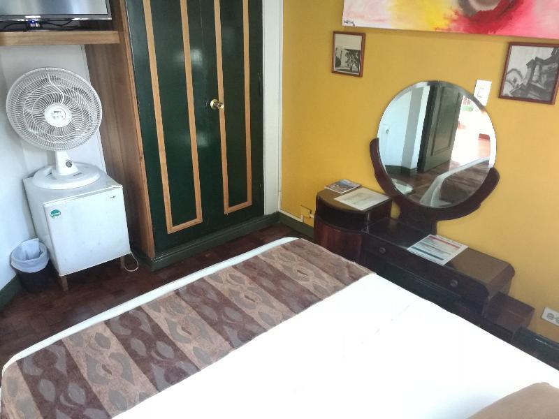 Ayenda Habana Vieja 1221 Medellin